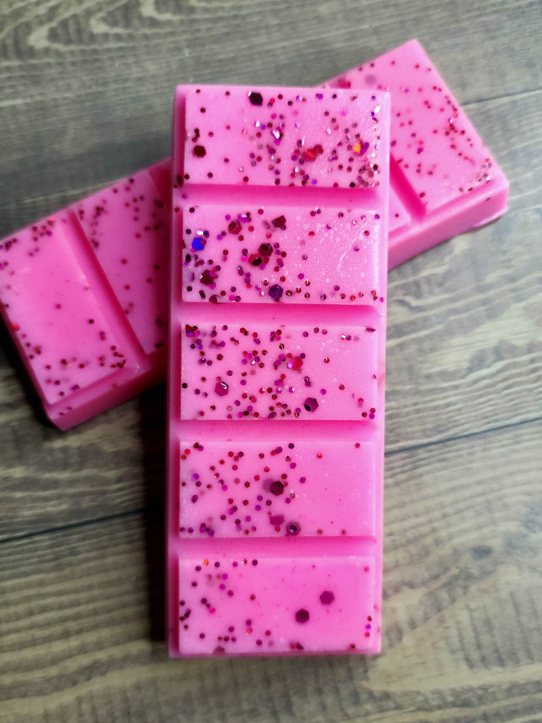 Love Potion Wax Melts - Enchanting Fragrance for Romantic Ambiance by Rainy Morning Candles