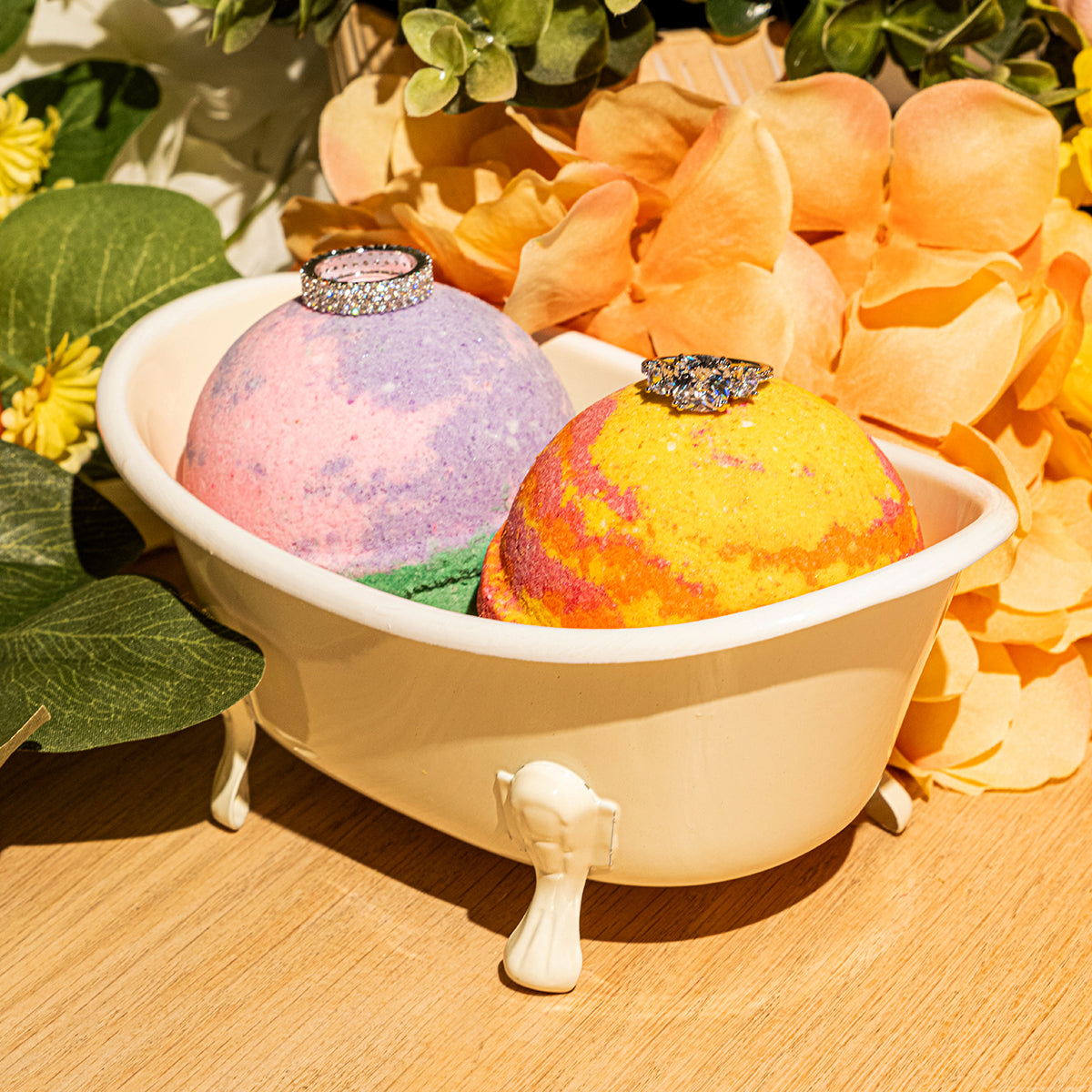 Citrus Squeeze Jewelry Bath Bomb by JewelScent