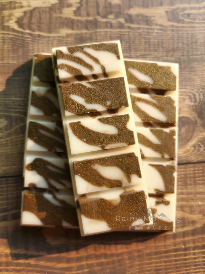 Honey Butter Rolls Wax Melts - Indulgent Aromatherapy for a Cozy Home by Rainy Morning Candles